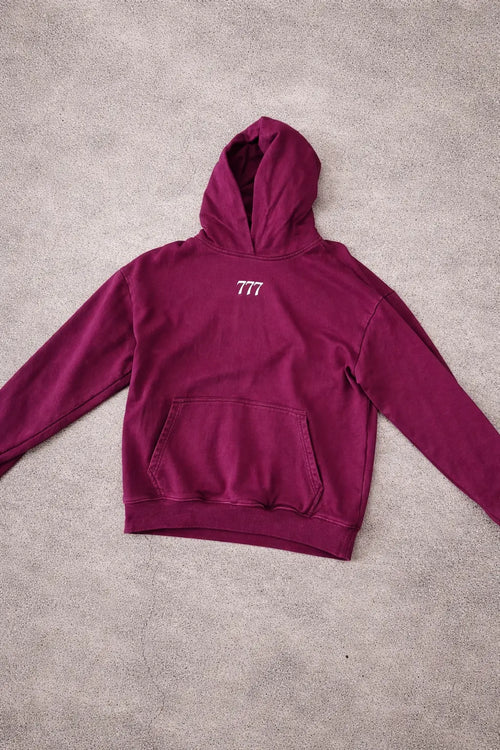 Roter Cropped Hoodie mit 777 Stick mx777clo